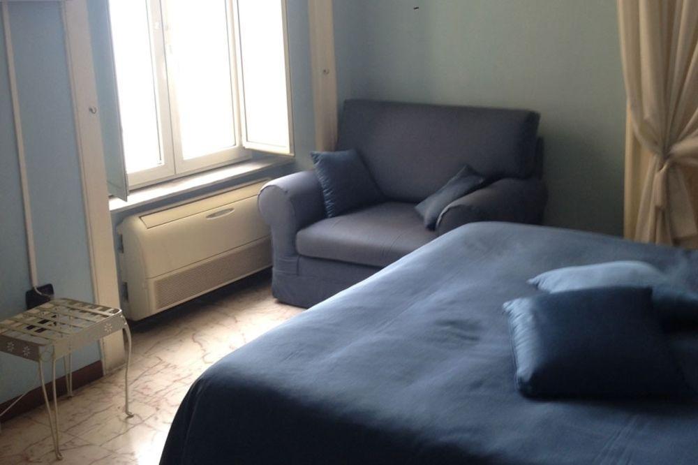 La Dimora Dei Baroni Panzió Nápoly Kültér fotó